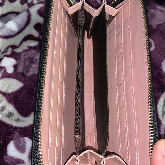 Wallet - Picture 2 of 2